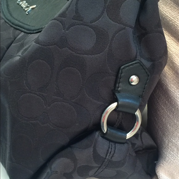 ♦️SOLD♦️ Authentic Coach Purse - Picture 4 of 8